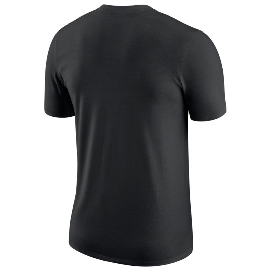 Nike Ανδρική κοντομάνικη μπλούζα MIL M NK ES ATC LGO 2 Nike Ανδρική κοντομάνικη μπλούζα MIL M NK ES ATC LGO 2